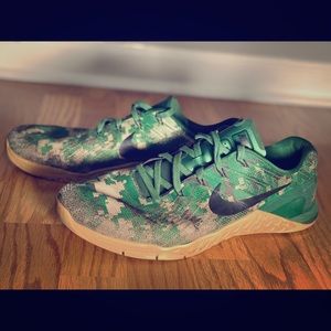 Nike Metcon 3 digital camo + gum Amplify sneakers